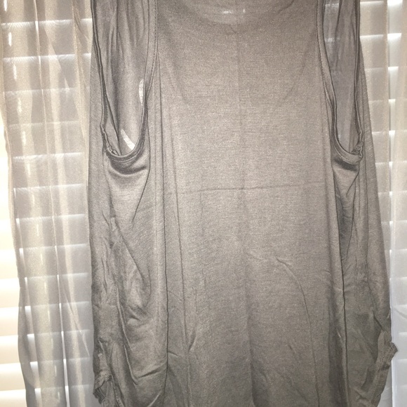 Kali Reve tank top - Picture 3 of 3